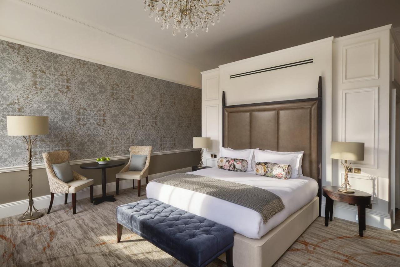 Отель Ensana Buxton Crescent Экстерьер фото A bedroom at the hotel