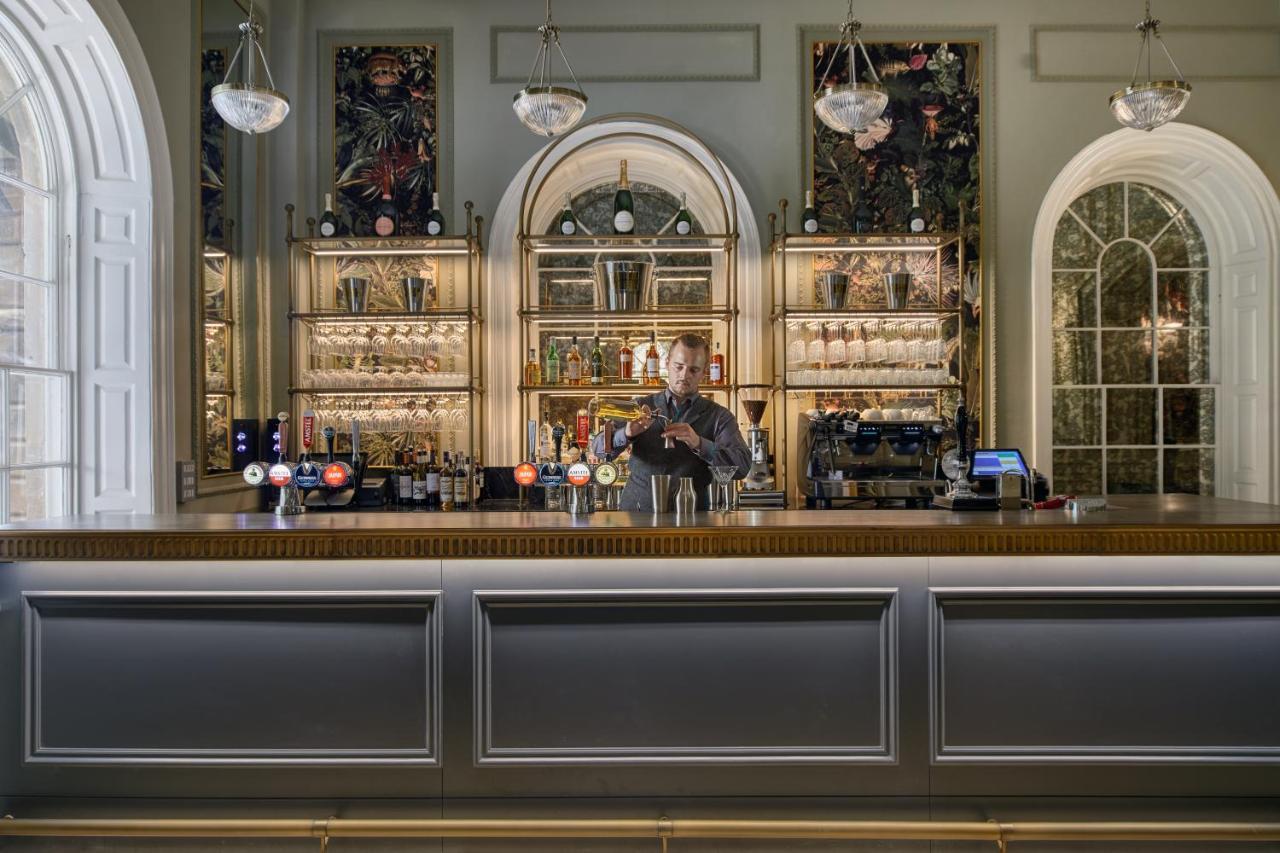 Отель Ensana Buxton Crescent Экстерьер фото The bar at the National Café